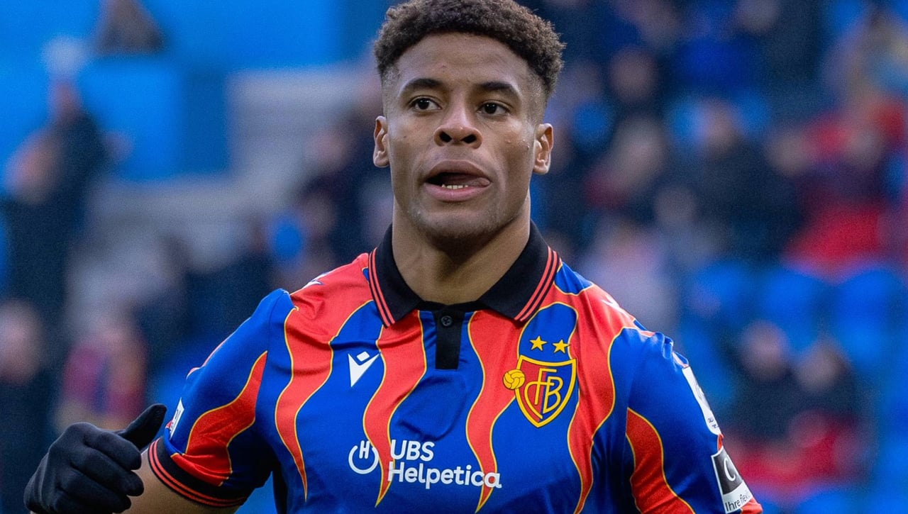 Apuntan al traspaso de Kevin Carlos