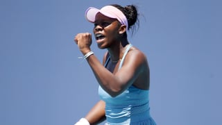 La gran promesa de la WTA da el primer golpe en Washington y vuelve una leyenda