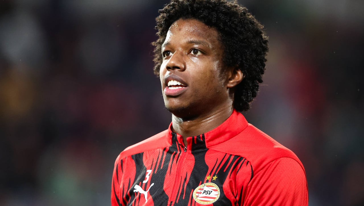 Competencia para cerrar la incorporación de Tyrell Malacia 