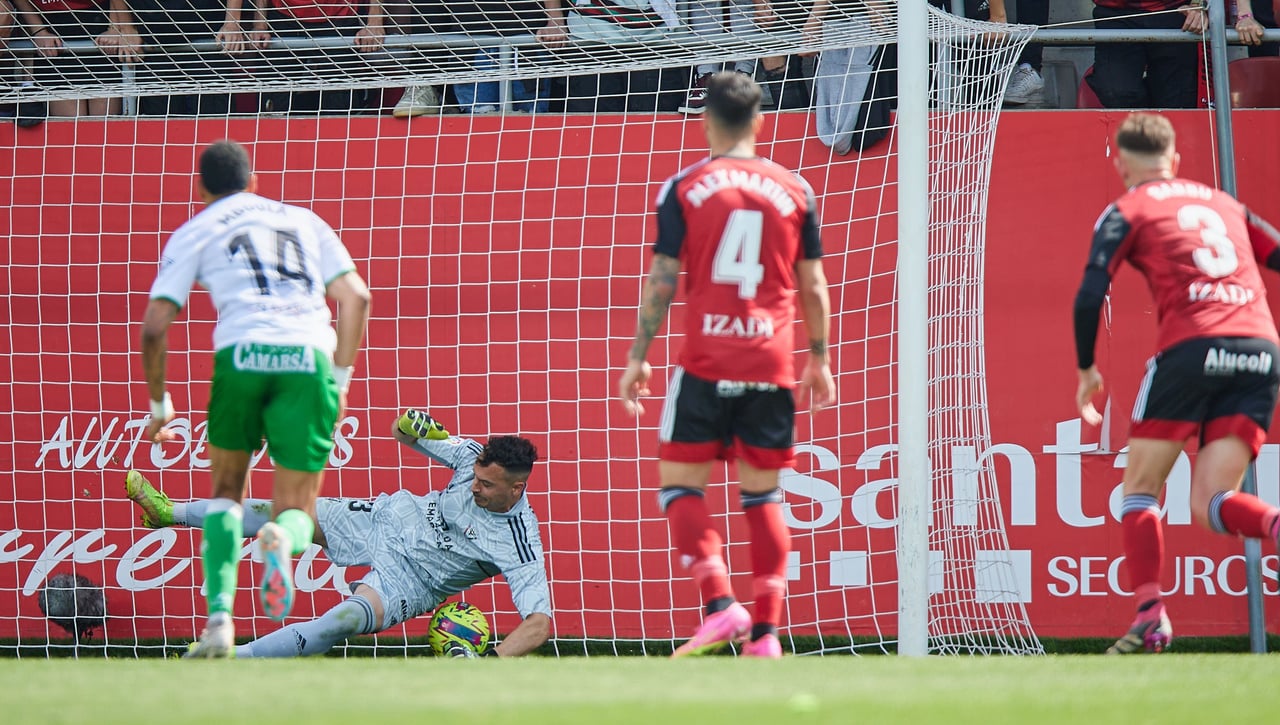 El Málaga ya ha elegido a su portero para la próxima temporada