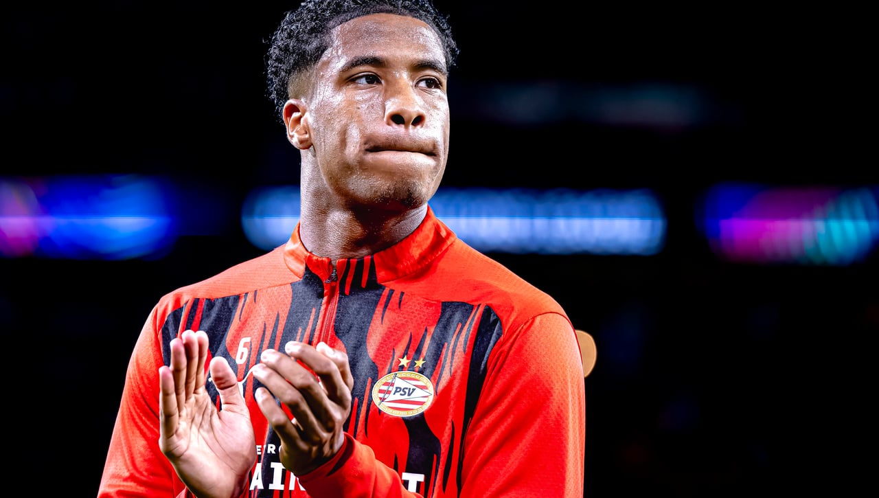 Lanza un dardo al Girona