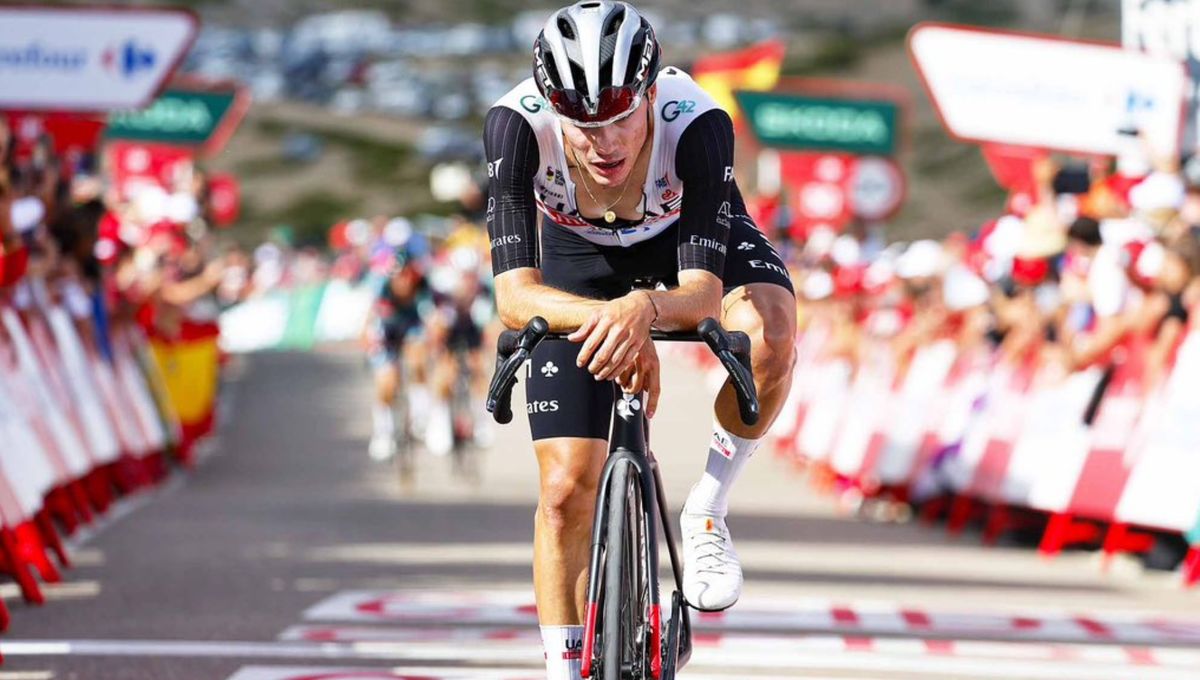 Confirmado el parte de lesiones de Juan Ayuso en La Vuelta a España