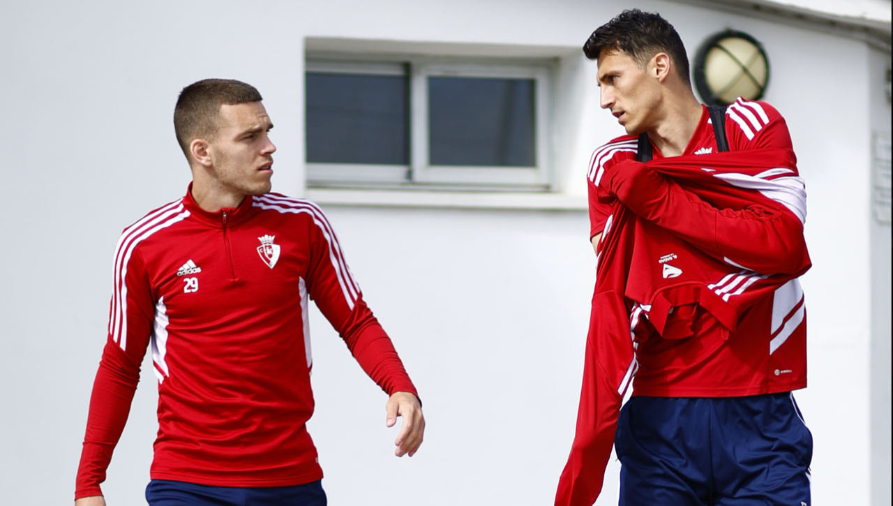 Arrasate confía en cinco promesas para el encuentro ante el Barcelona