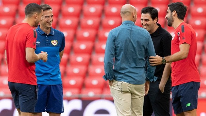 El gran favorito para el banquillo del Rayo Vallecano y las dos sorprendentes alternativas