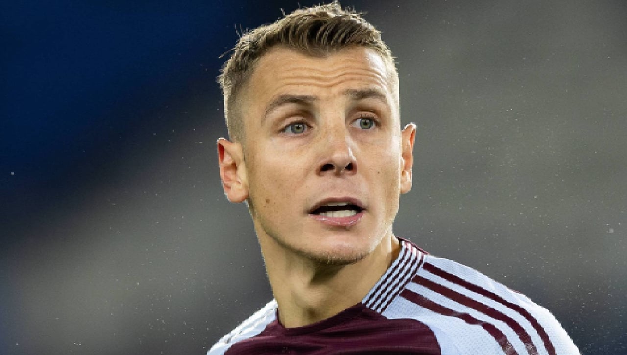 Lucas Digne da el 'sí' y acepta renovar dos temporadas más con el Aston Villa