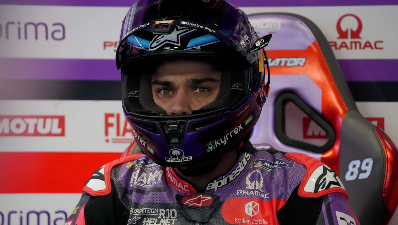 Jorge Martín se baja del carro con Aprilia