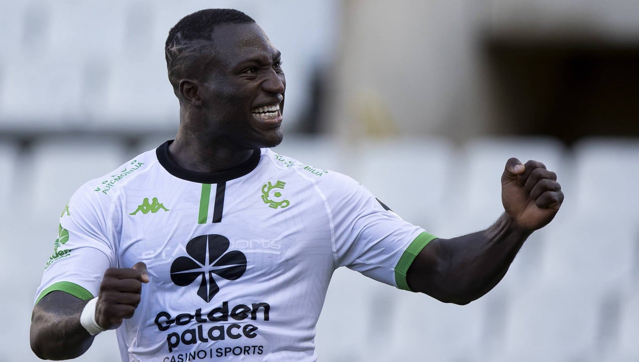 El Betis estrecha el cerco sobre el máximo goleador de Bélgica, al que también quiso el Sevilla