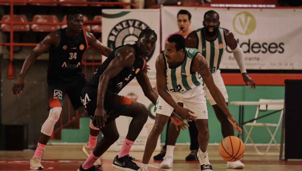 El Betis se queda sin plan