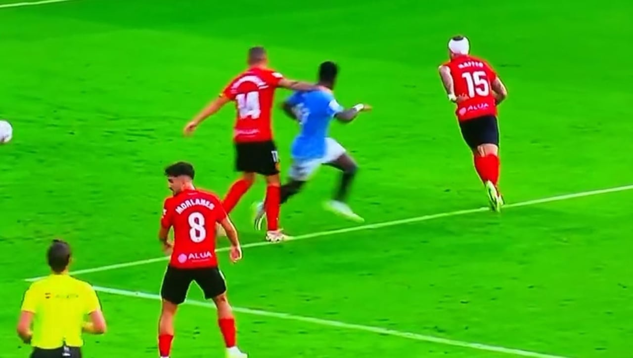 La otra jugada de VAR que ha hecho explotar a la afición del Celta