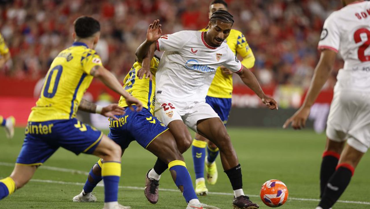 Decisión oficial de Las Palmas con la denuncia al Sevilla: "Si ellos también lo hicieron..."