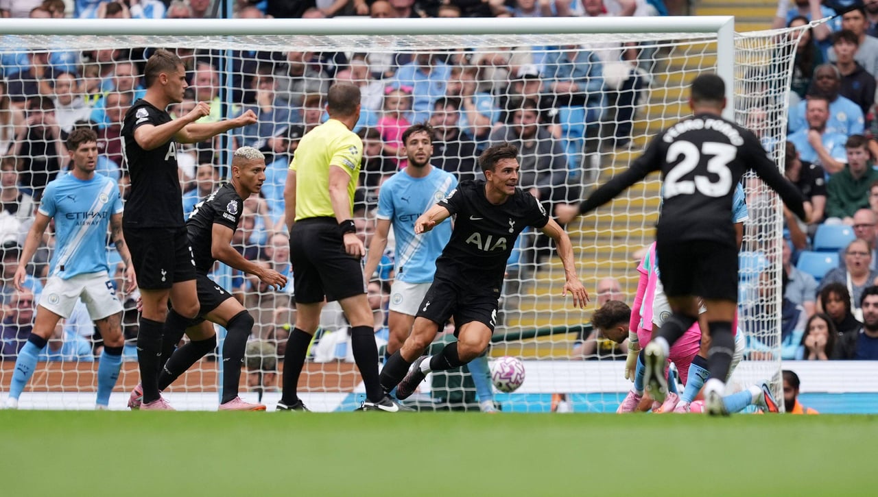 Así queda la clasificación de la Premier League, tras la derrota del City y el triunfo del Arsenal en la jornada 2 de la liga inglesa