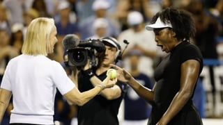 Venus Williams la lía en su regreso