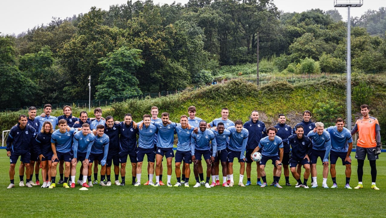 La Real Sociedad arranca sin los internacionales