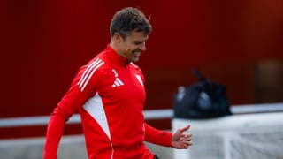 Azpilicueta, gran noticia en la vuelta al trabajo de los de Almeyda