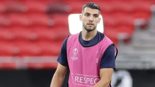 El extraño mensaje de Rafa Mir y su respuesta a nuevas ofertas