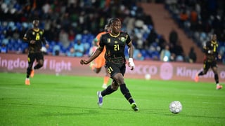 El CSKA de Moscú vuelve a activar la opción de Etta Eyong y realiza una oferta millonaria por su fichaje