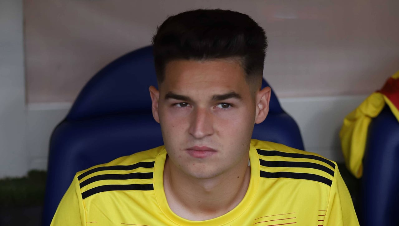 La pelea casi imposible de ganar por un central avalado por García Pimienta