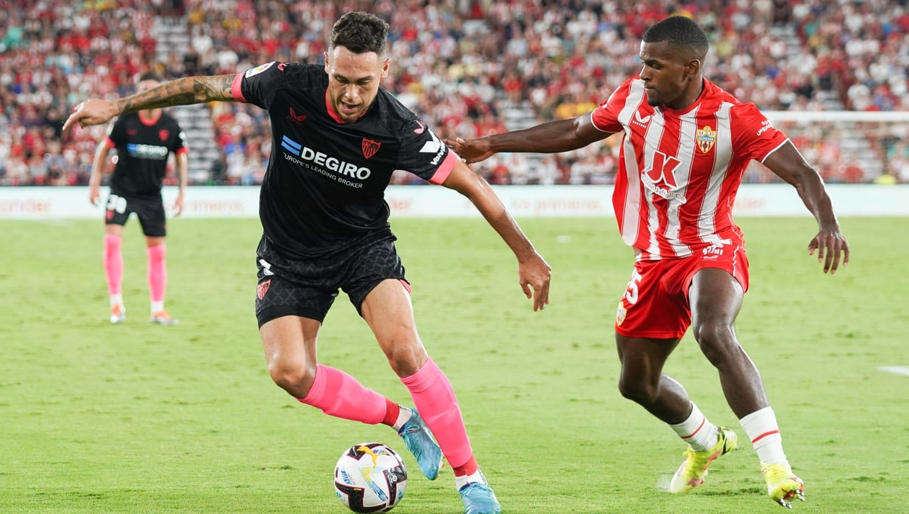Nuevo acuerdo Ajax-Sevilla por Lucas Ocampos