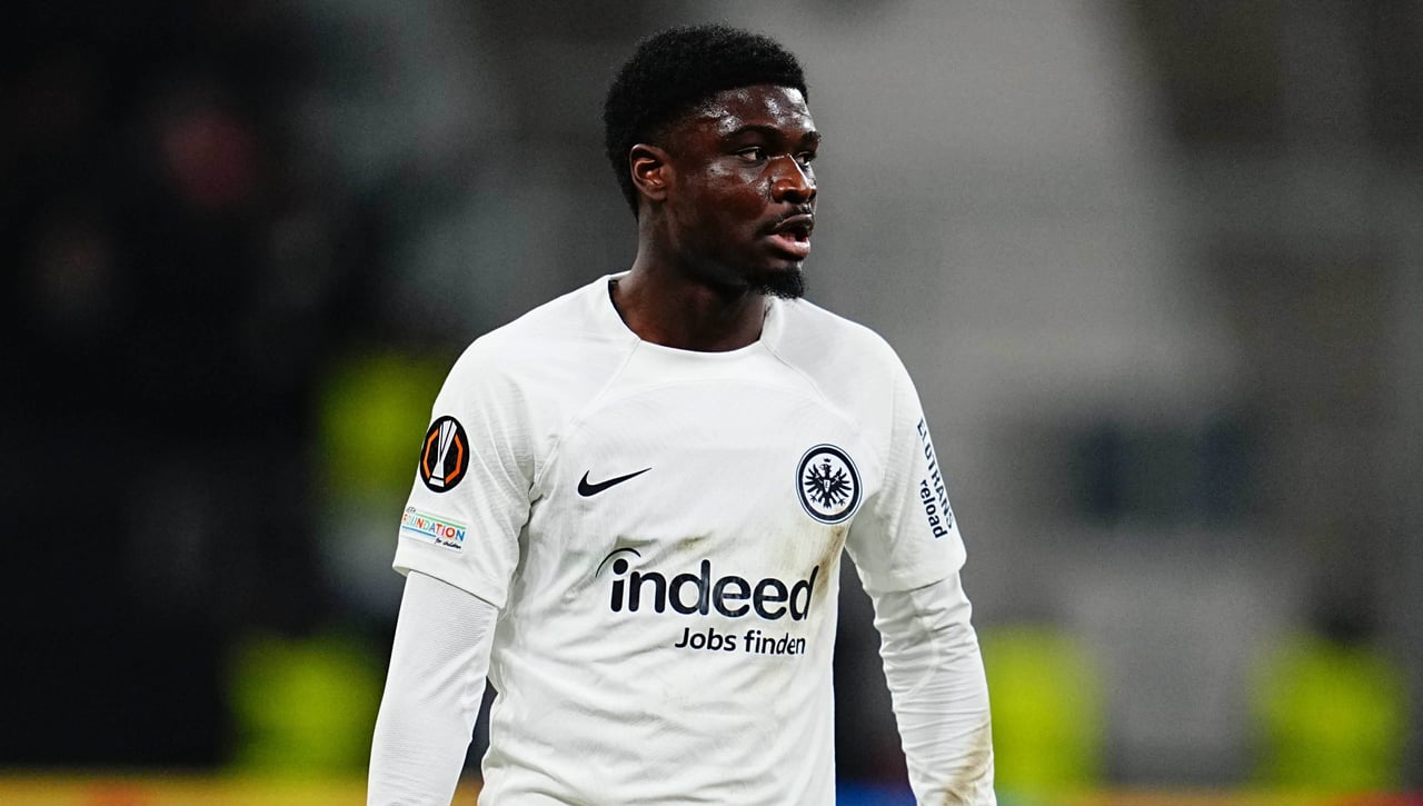 En Camerún hablan de derbi Betis - Sevilla por el potente Dina Ebimbe