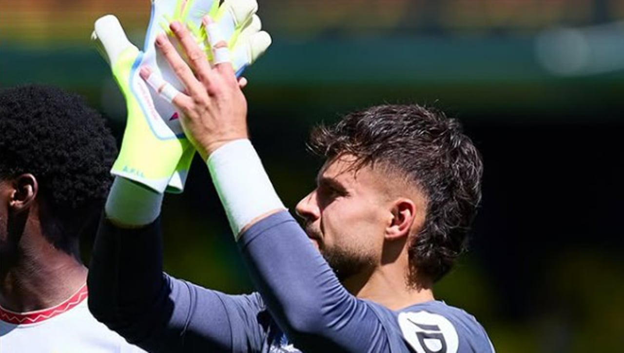 El Sevilla confirma la renovación firmada por Víctor Orta