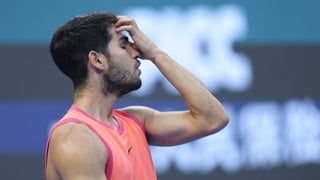 Carlos Alcaraz, obligado a parar