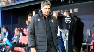 Pellegrino no gana para disgustos en el Cádiz