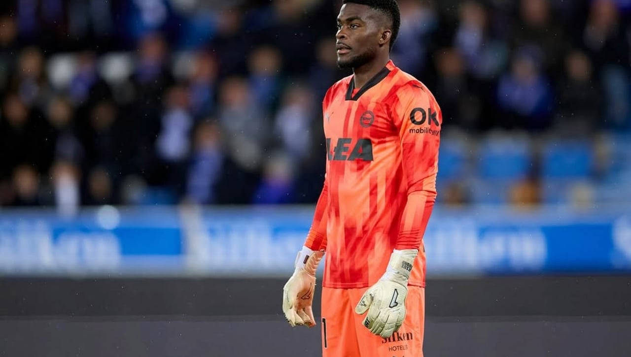 Coudet le dará una nueva oportunidad a Jesús Owono en la portería del Alavés