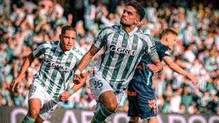 Vitor Roque lo vuelve a hacer