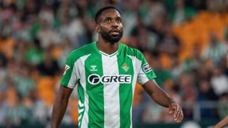 El entrenador del Oviedo, Guillermo Almada, insiste en el fichaje de Bakambu: "Estamos haciendo un esfuerzo"