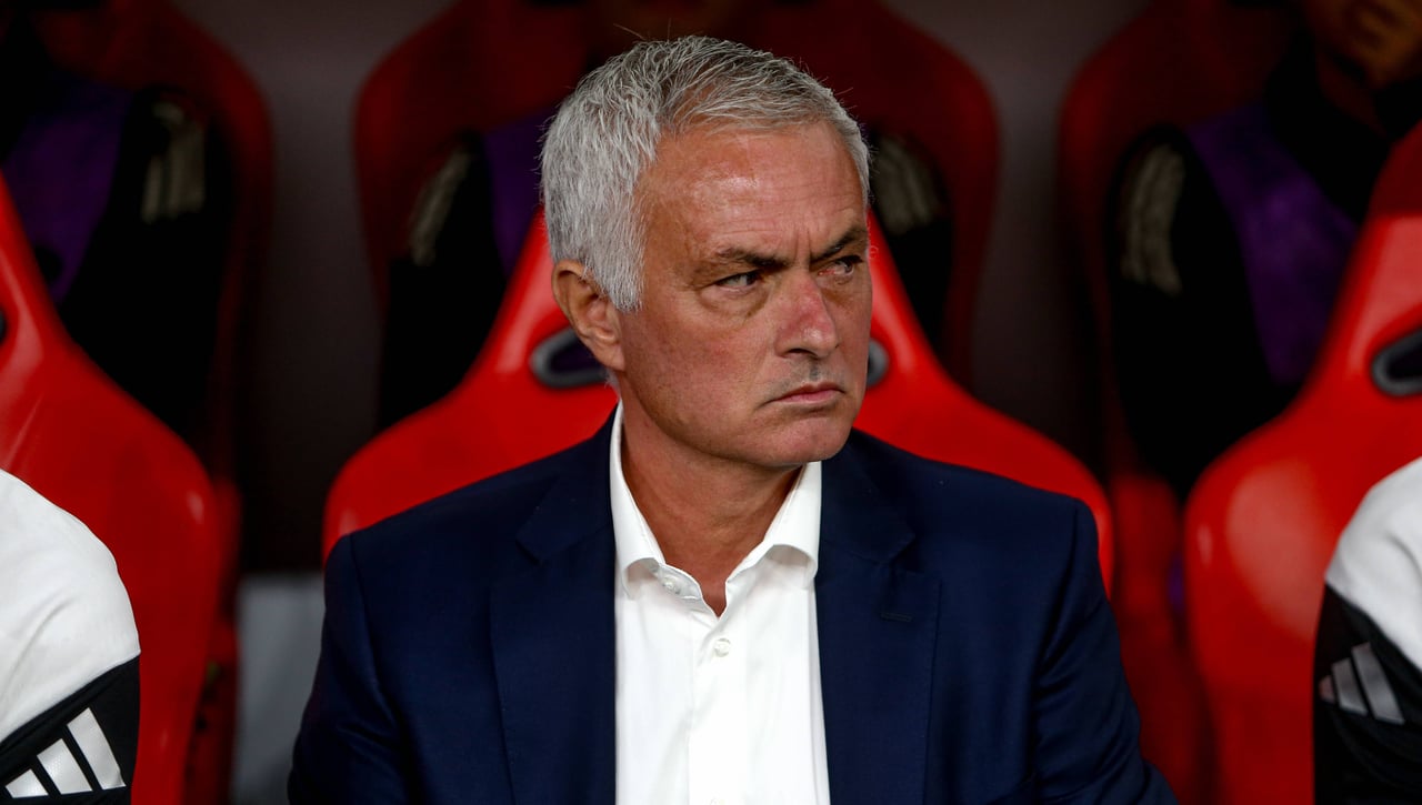 Mourinho ya causa la primera polémica con el Benfica