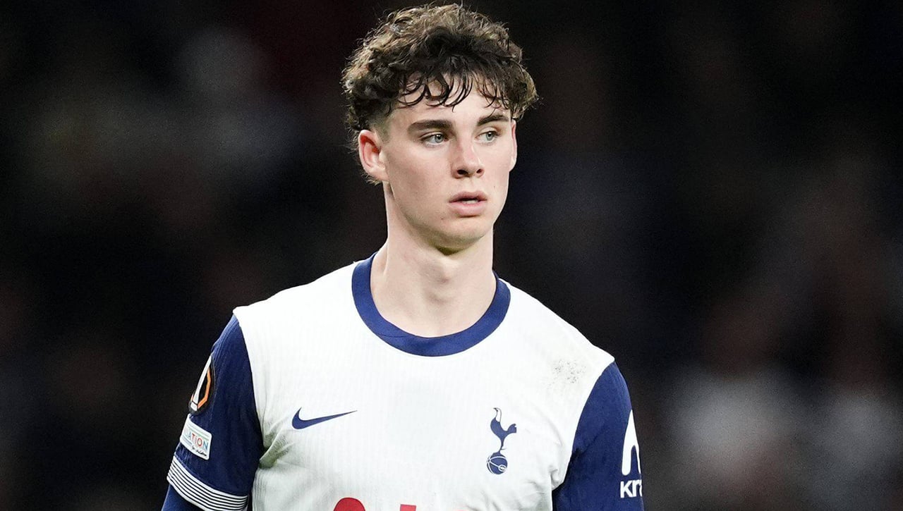 Respuesta inmediata al Sevilla por Archie Gray