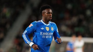 Problemas en la renovación de Vinícius: conflictos con Xabi Alonso y un salario desmesurado para el Madrid