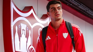 Juanlu Sánchez, la pieza que mueve el mercado invernal de fichajes en el Sevilla FC: "Tiene 50 millones para gastar"