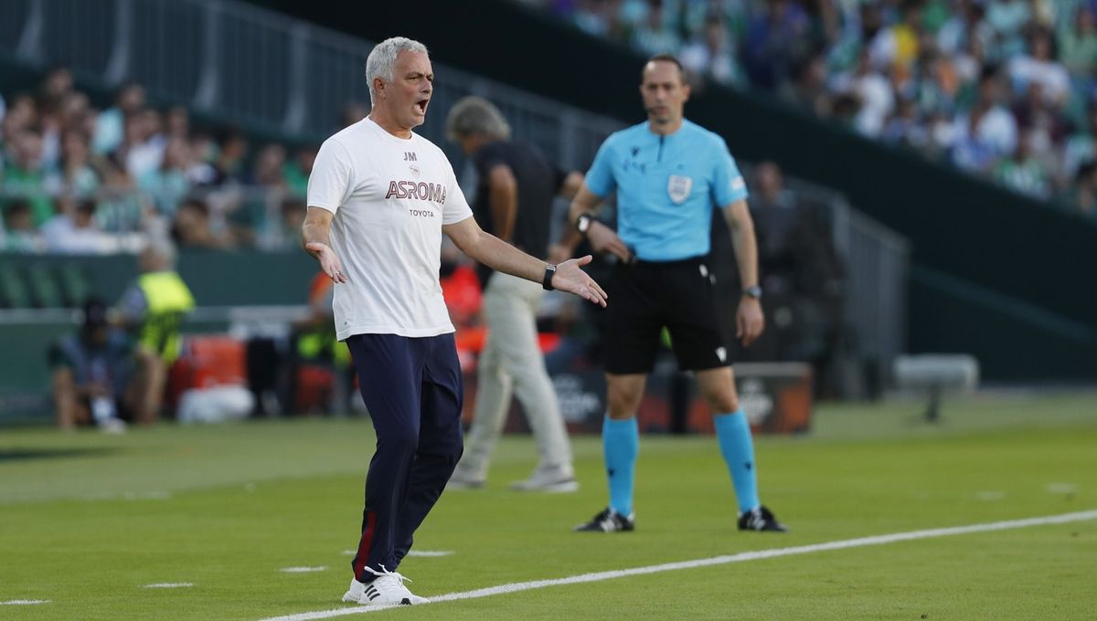 Mourinho pone al Betis como "candidato" a la Europa League y atiza a los "fracasados" de Champions
