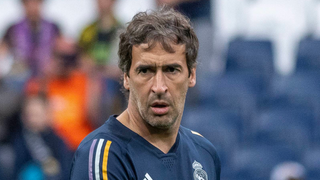 Situación límite para Raúl González