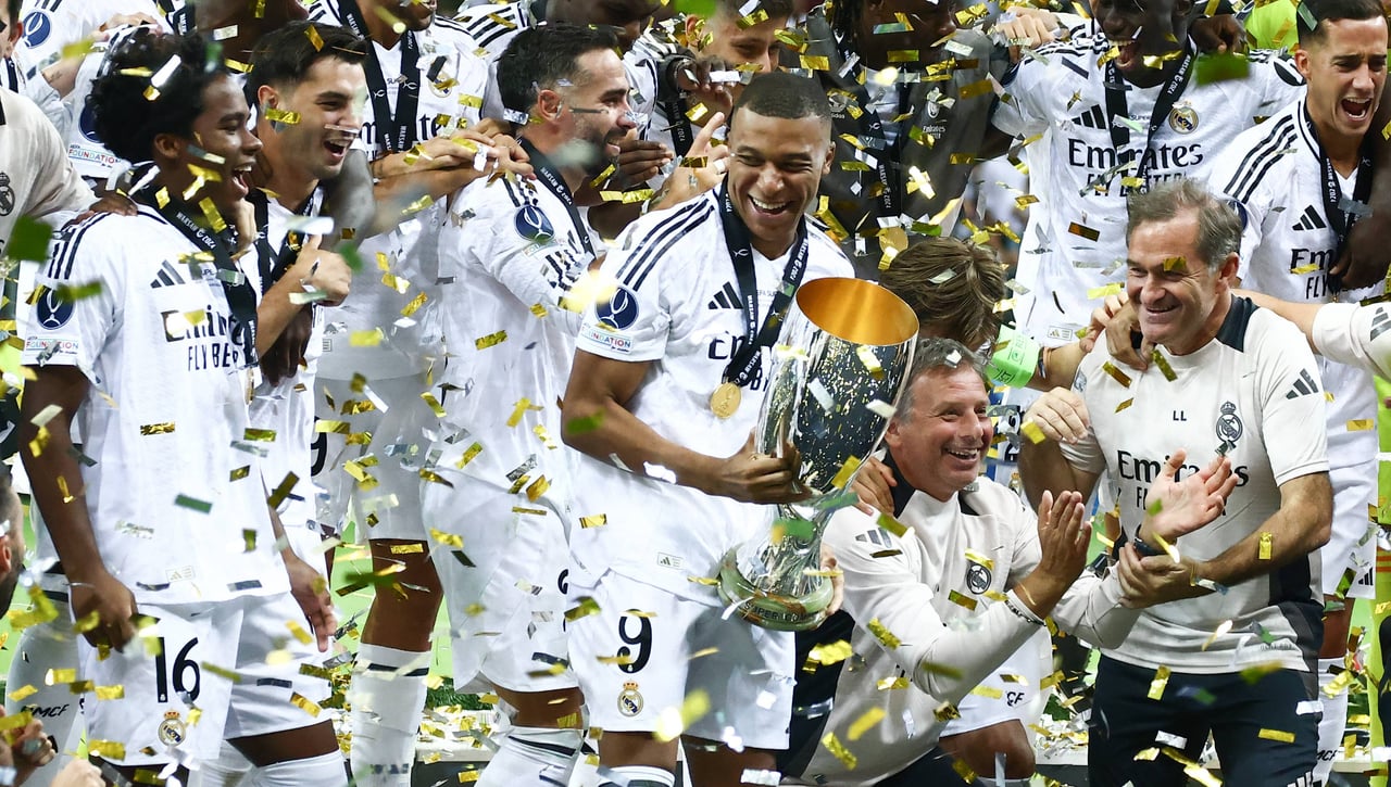 Mbappé debutó con gol y título como madridista; así lo celebró Florentino Pérez