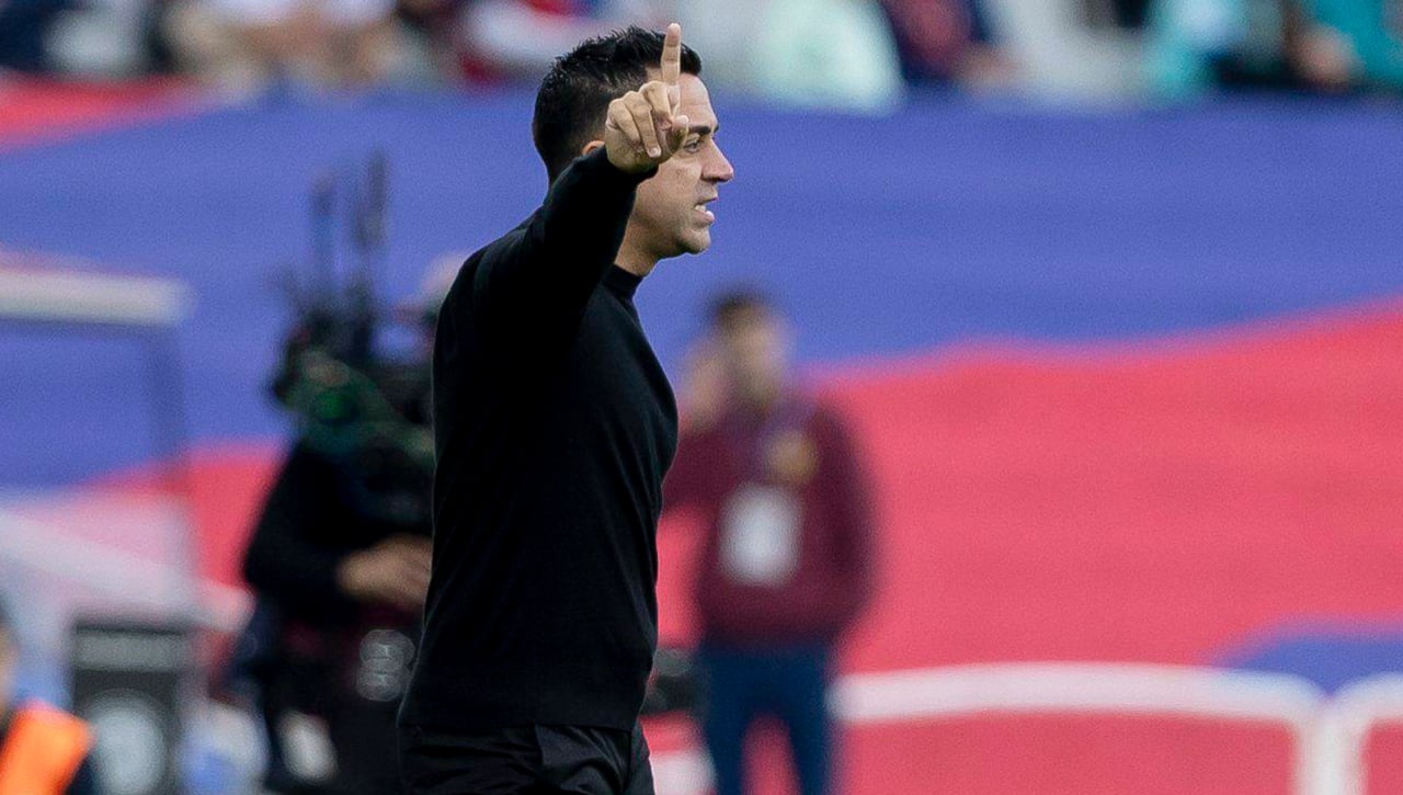 Xavi responde a los pitos: "De mí dijeron que era el cáncer del Barça..."