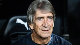 Claudio Bravo, ex del Betis, alimenta la tentación para Manuel Pellegrini: "Le daría las llaves del proyecto" 