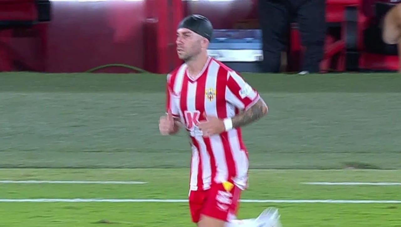 Adri Embarba deja una de las imágenes curiosas de la jornada en Primera división