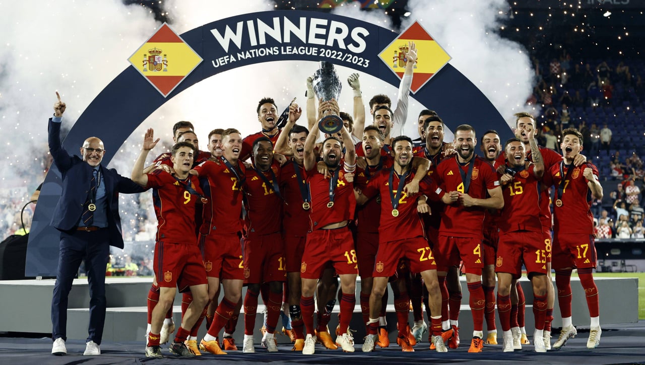 Luis de la Fuente revela quién es su "ojito derecho" en el vestuario de la selección española