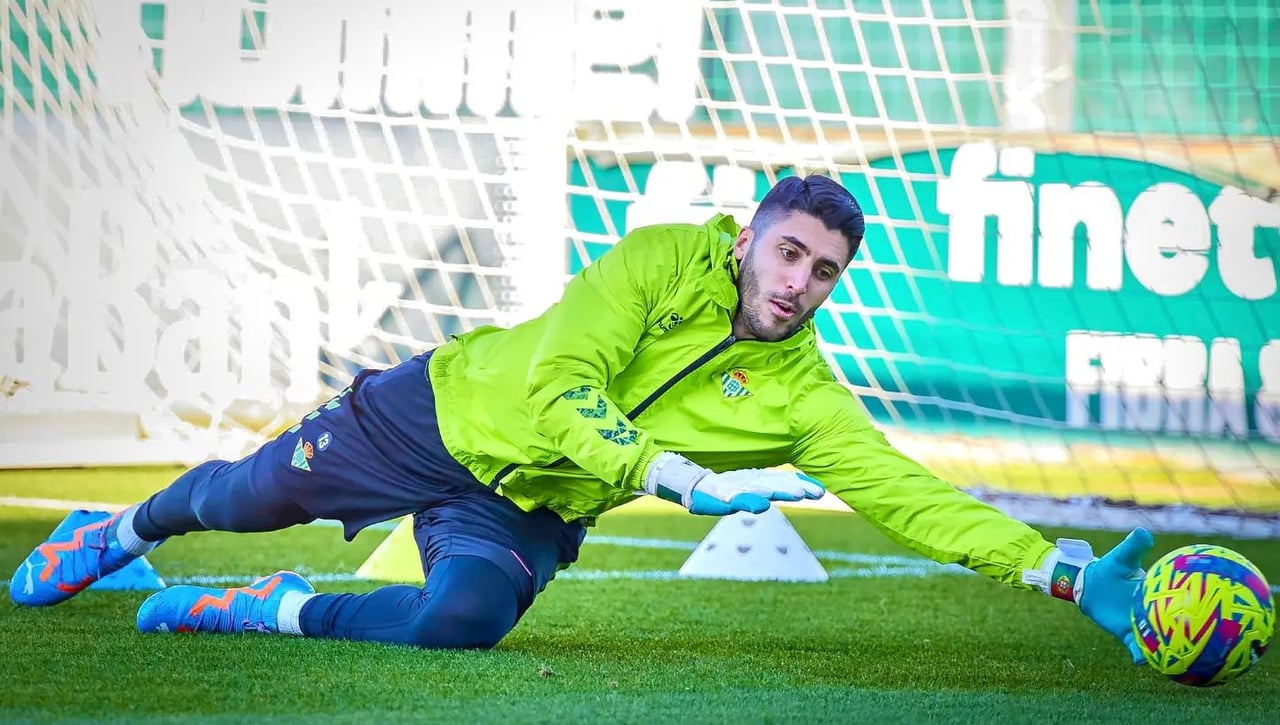 Rui Silva alegra la previa del Betis - Real Madrid