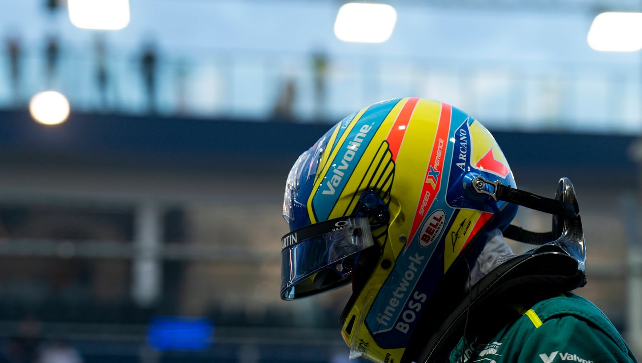 Fernando Alonso recibe un nuevo golpe