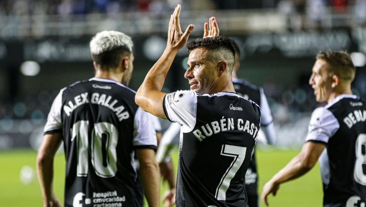 Los tres retos en la mente de Rubén Castro con el Málaga... y con el Betis en la retina