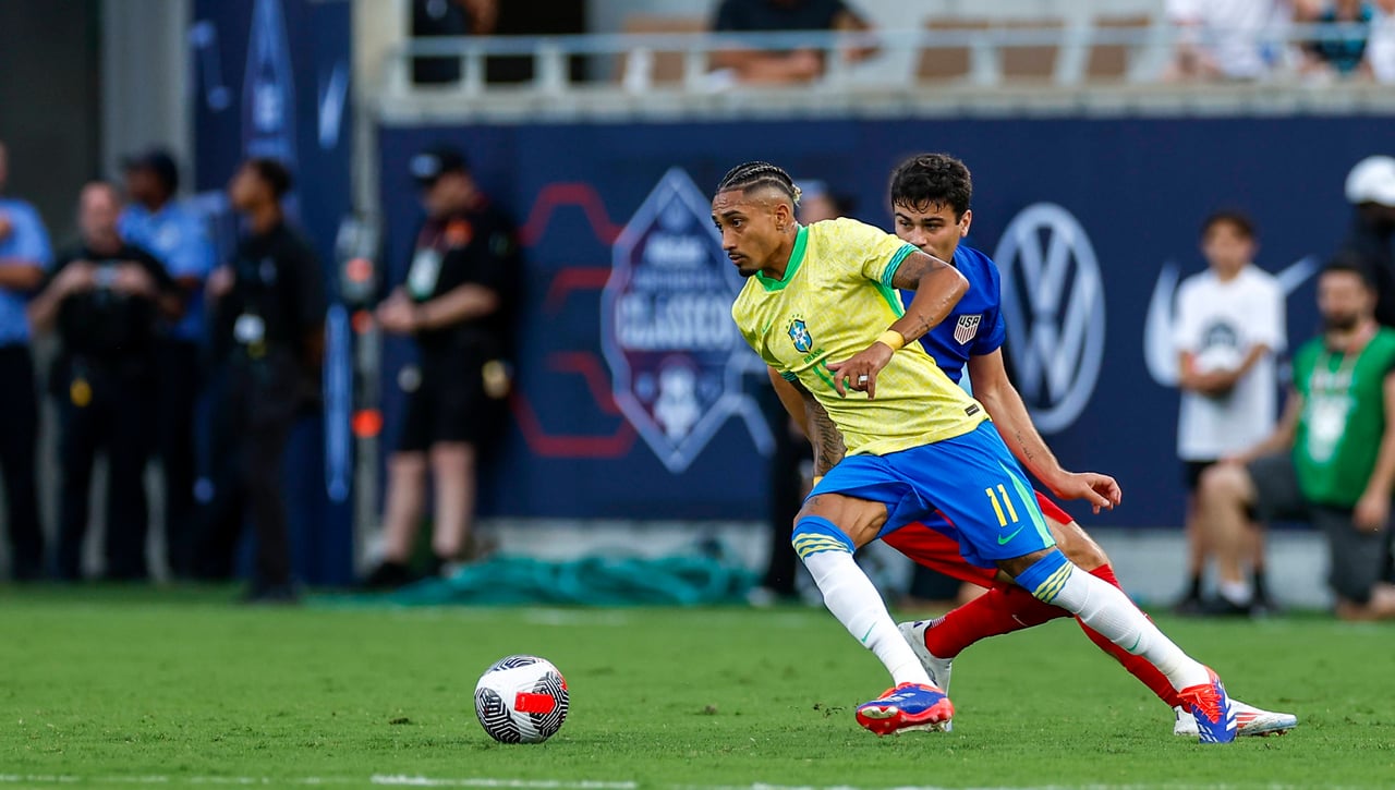 Monumental bronca de Raphinha en plena calle por culpa del FC Barcelona