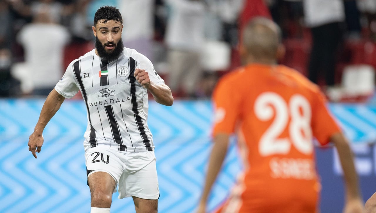 Feliz regreso de Fekir con el Al Jazira tras su lesión: vuelve a ver portería 