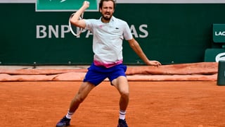 El partido más tenso de Roland Garros destroza a uno de los candidatos 