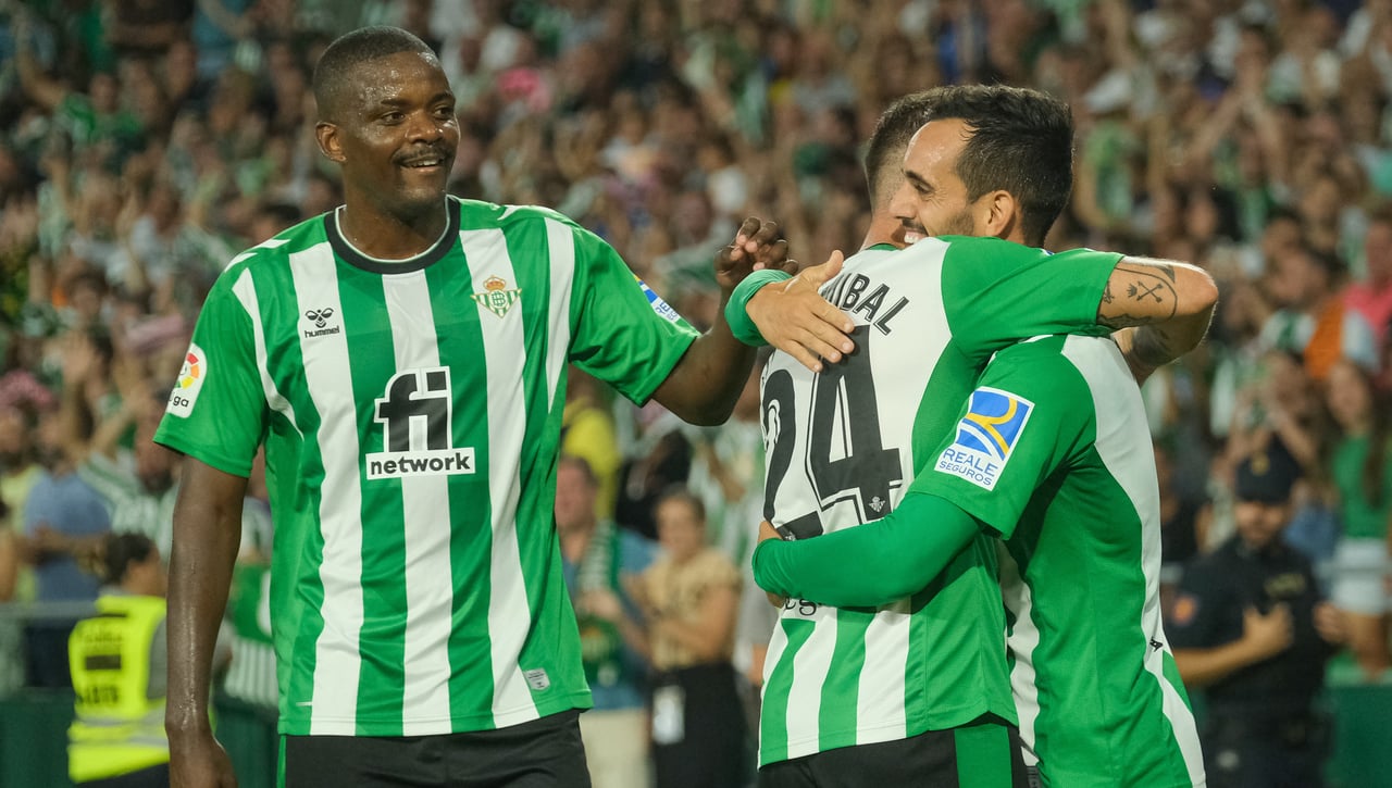 William Carvalho se apunta a la fiesta a la que espera unirse pronto Fekir