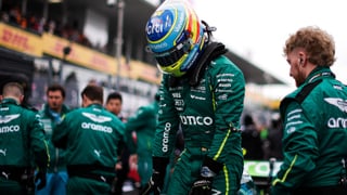 Aston Martin se carga primero a Fernando Alonso