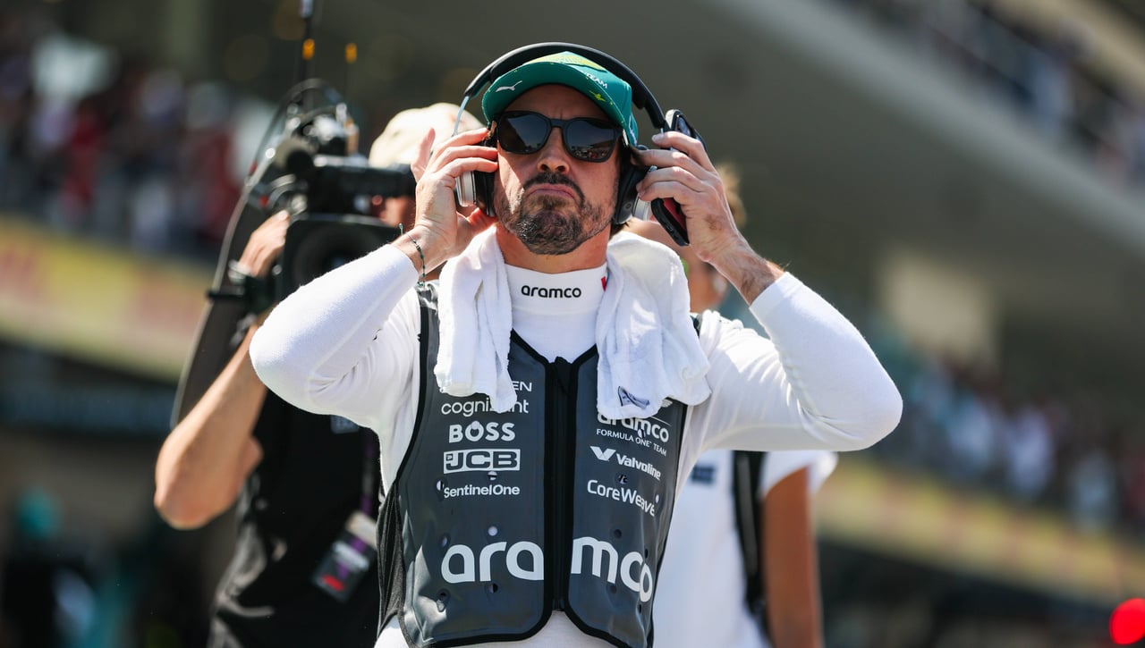 Fernando Alonso mantiene su desafío a la FIA