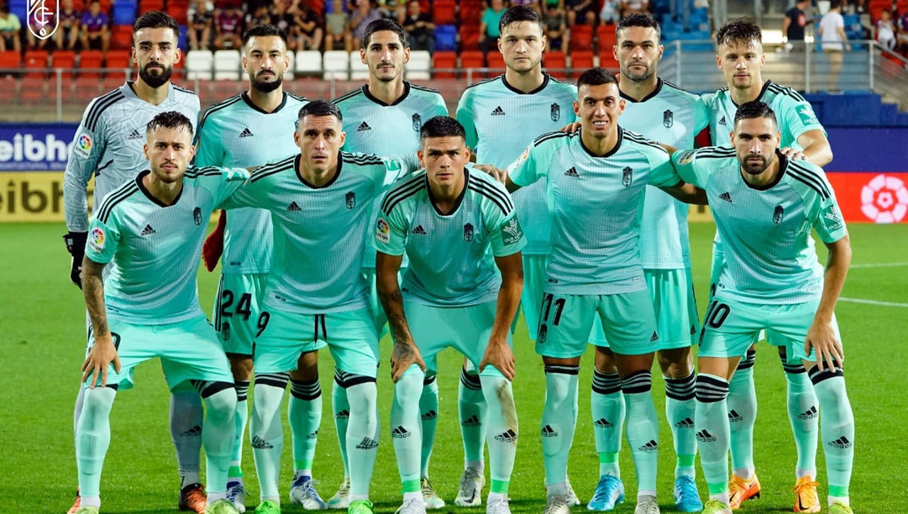 Las notas del Granada en la derrota ante el Eibar